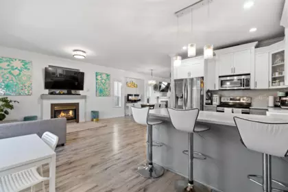 Kitchen Photo of 6686 192 Street, Surrey, BC