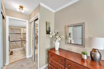 Entry Foyer Photo of 111 1840 E Southmere Crescent, Surrey, BC