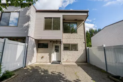 Outdoor Kitchen Photo of 3363 Sefton Street, Port Coquitlam, BC