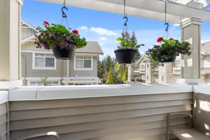 Guest Bathroom Photo of 24 2925 King George Boulevard, Surrey, BC