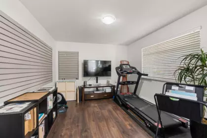 Hot Tub / Spa Photo of 24 2925 King George Boulevard, Surrey, BC