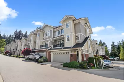 Neighborhood Park Photo Near 24 2925 King George Boulevard, Surrey, BC