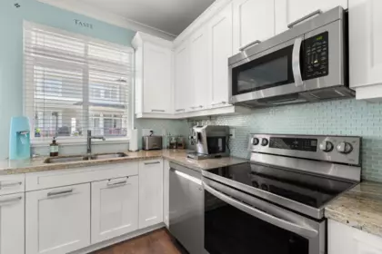 Pantry Photo of 24 2925 King George Boulevard, Surrey, BC