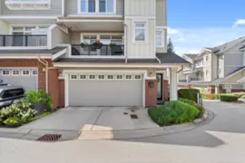 24 2925 King George Boulevard, Surrey, BC