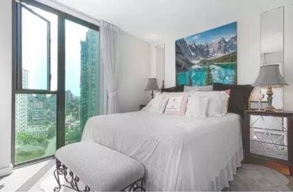 Breakfast Nook Photo of 2509 1331 W Georgia Street, Vancouver, BC