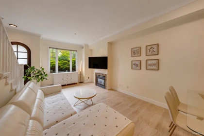 989 W 38th Avenue, Vancouver, BC, Vancouver — Townhouse for sale