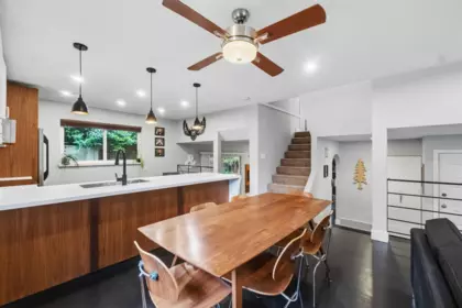 Kitchen Island Photo of 19750 N Wildwood Crescent, Pitt Meadows, BC