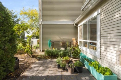 Garden / Landscaping Photo of 54 6577 Southoaks Crescent, Burnaby, BC