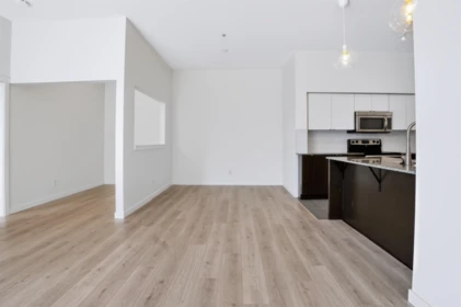 Dining Area Photo of 523 13733 107a Avenue, Surrey, BC