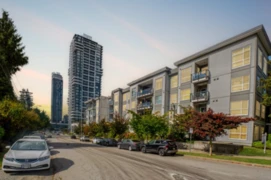 523 13733 107a Avenue, Surrey, BC