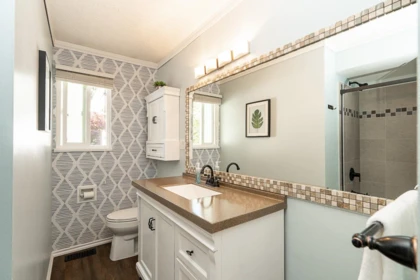 Laundry Room Photo of 6931 Elk Place, Delta, BC