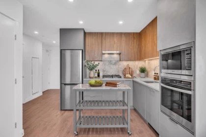 Kitchen Photo of 1107 13359 Old Yale Road, Surrey, BC