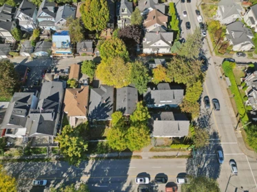 695 E 12th Avenue, Vancouver, BC, Vancouver — Single Family Residence for sale
