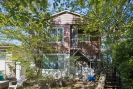 695 E 12th Avenue, Vancouver, BC