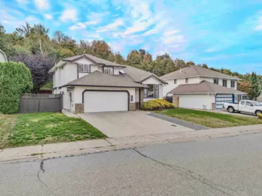 2907 Crossley Drive, Abbotsford, BC, Abbotsford — Single Family Residence for sale