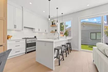 Breakfast Nook Photo of 2 8578 Cartier Street, Vancouver, BC