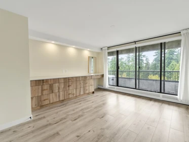 Breakfast Nook Photo of 901 6595 Willingdon Avenue, Burnaby, BC