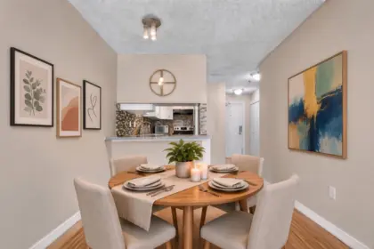 108 910 W 8th Avenue, Vancouver, BC, Vancouver — Apartment/Condo for sale