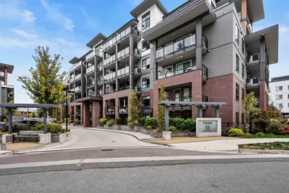 307 45511 Campus Drive, Chilliwack, BC, Chilliwack — Apartment/Condo for sale