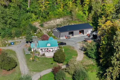 46751 Chilliwack Lake Road, Chilliwack, BC, Chilliwack — Single Family Residence for sale