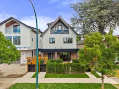 2 2547 E 2nd Avenue, Vancouver, BC