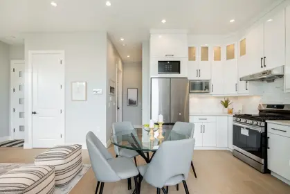 2622 Dundas Street, Vancouver, BC, Vancouver — Half Duplex for sale