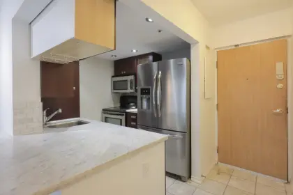 206 55 Tenth Street, New Westminster, BC, New westminster — Apartment/Condo for sale