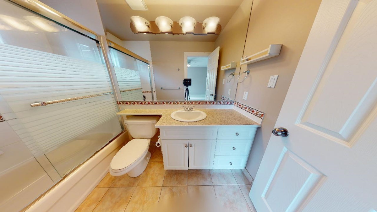 Hallway Photo of 3351 Point Avenue, Richmond, BC