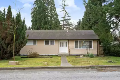 15180 Canary Drive, Surrey, BC, Surrey — Single Family Residence for sale