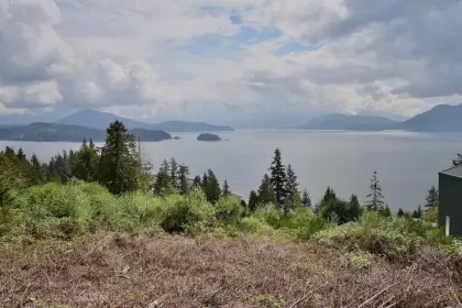 Lot 4 St. Andrews Road, Gibsons, BC, Gibsons — Land for sale