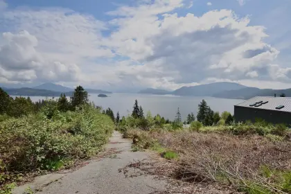Lot 4 St. Andrews Road, Gibsons, BC, Gibsons — Land for sale