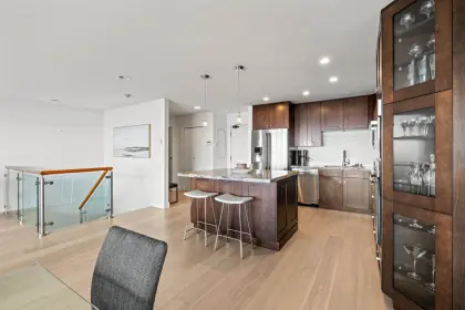 22 2231 Folkestone Way, West Vancouver, BC, West vancouver — Apartment/Condo for sale