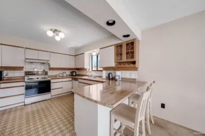 146 E 37th Street, Vancouver, BC, Vancouver — Single Family Residence for sale
