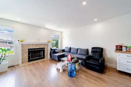 44 3600 Cunningham Drive, Richmond, BC, Richmond — Townhouse for sale