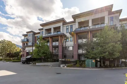 110 45513 Market Way, Chilliwack, BC, Chilliwack — Apartment/Condo for sale