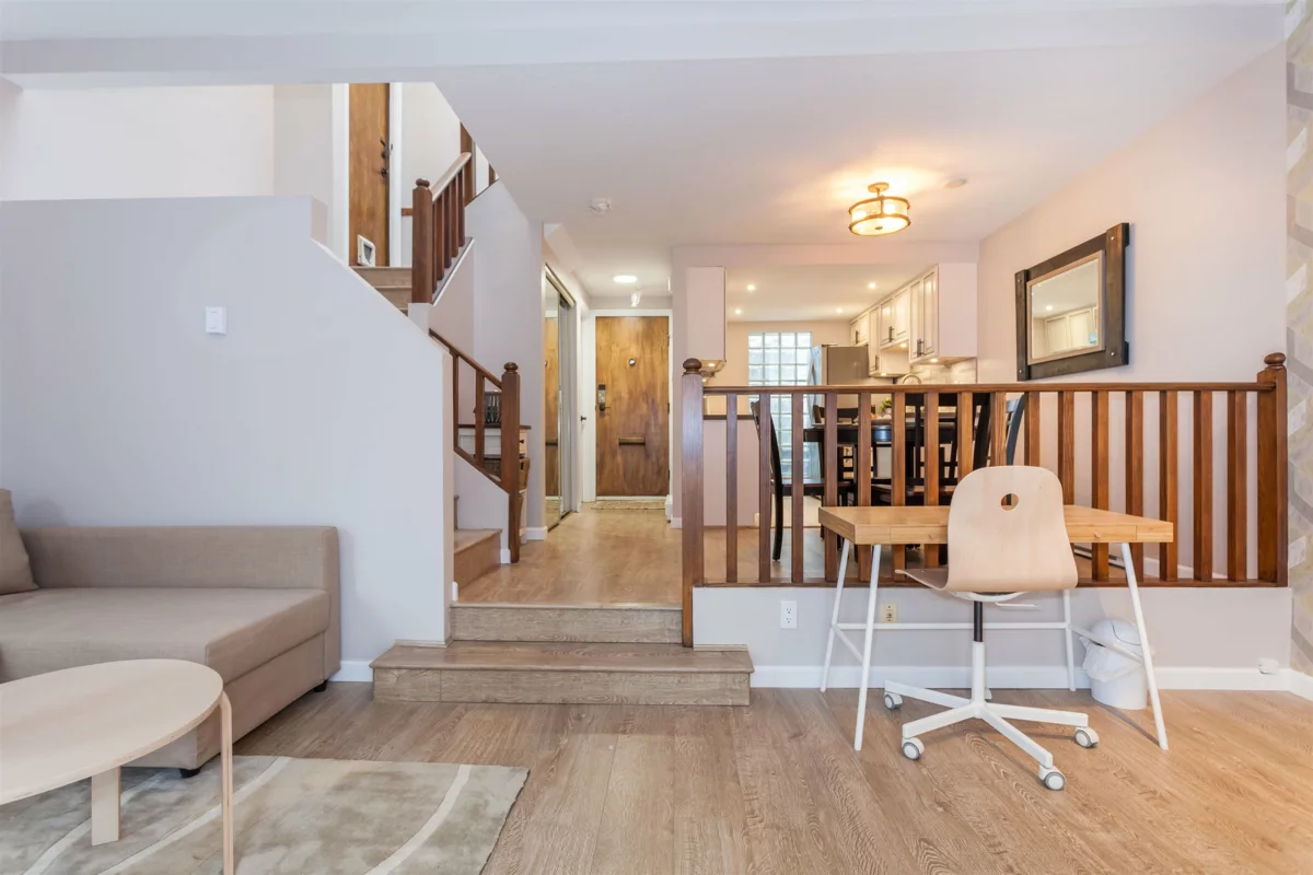 Dining Area Photo of 2062 Cypress Street, Vancouver, BC