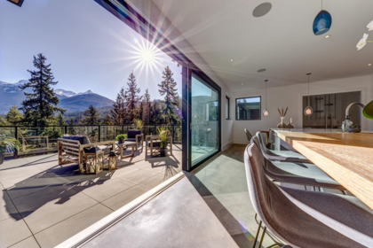 9316 Autumn Place, Whistler, BC, Whistler — Single Family Residence for sale