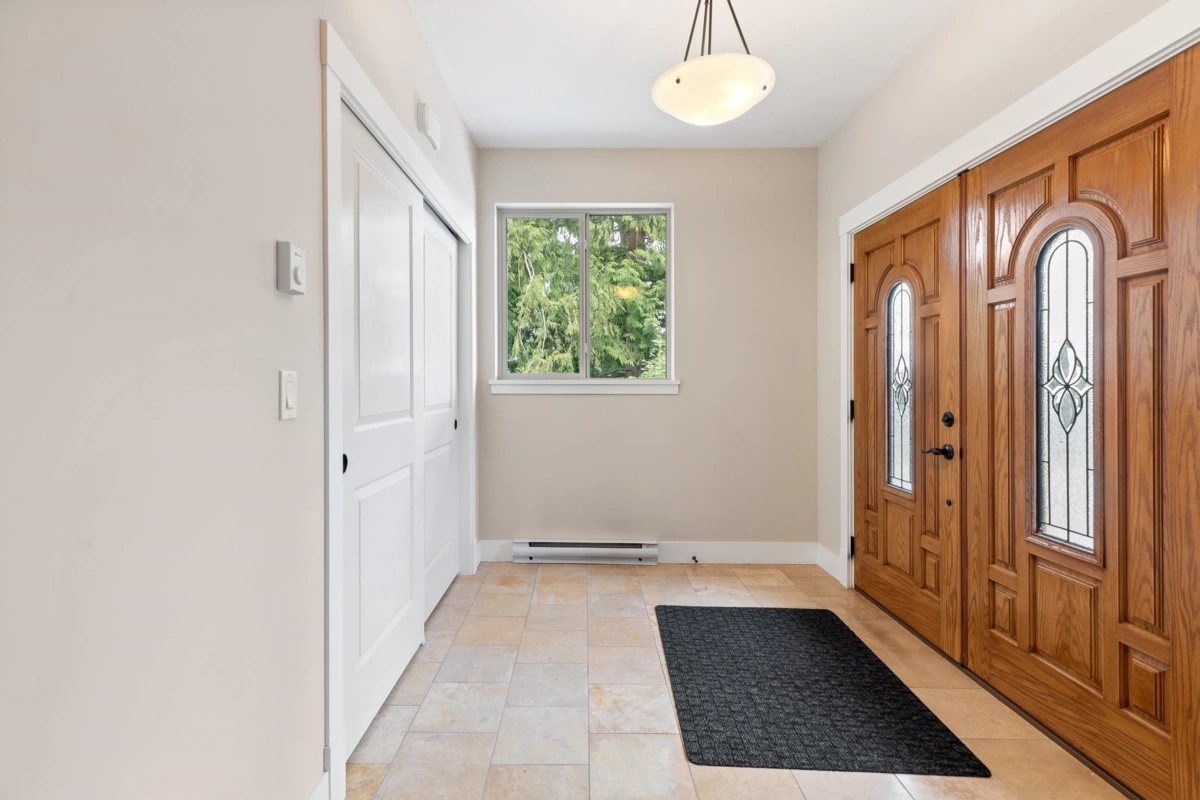 Family Room Photo of 5781 Genni's Way, Sechelt, BC