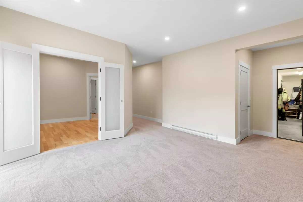 Kitchen Island Photo of 5781 Genni's Way, Sechelt, BC