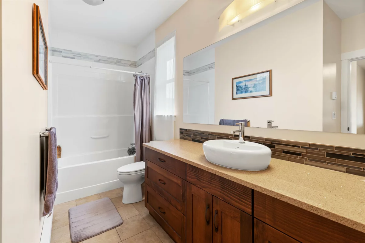 Mudroom Photo of 5781 Genni's Way, Sechelt, BC