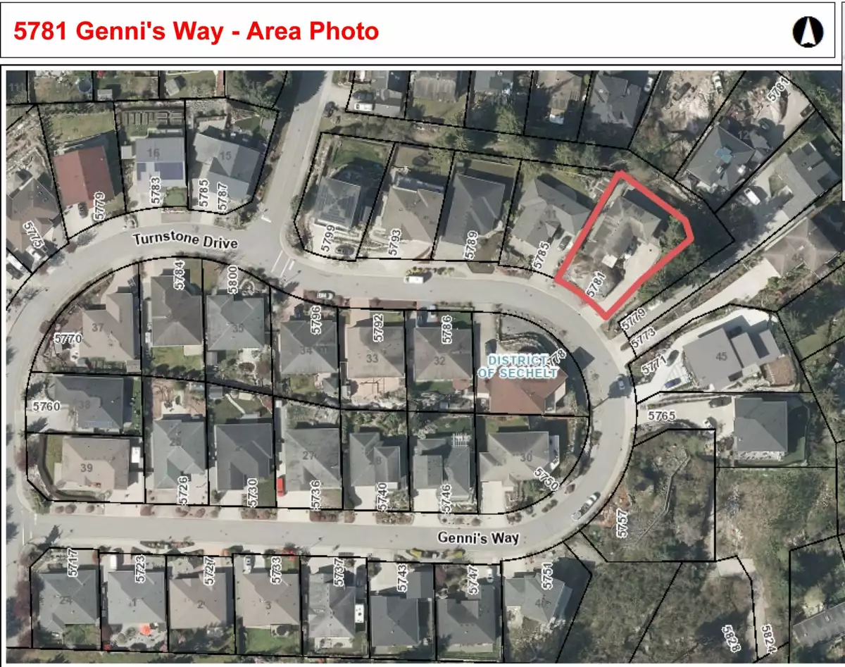 Outdoor Patio Photo of 5781 Genni's Way, Sechelt, BC