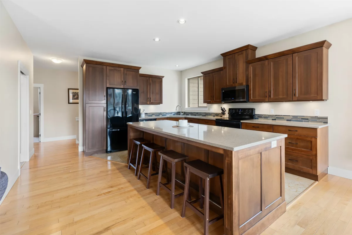 Walk-In Closet Photo of 5781 Genni's Way, Sechelt, BC