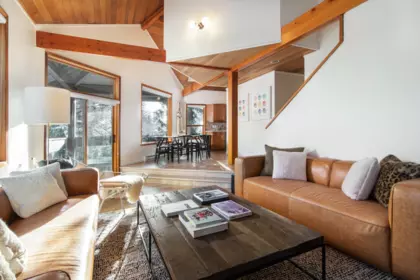 211 6117 Eagle Drive, Whistler, BC, Whistler — Townhouse for sale