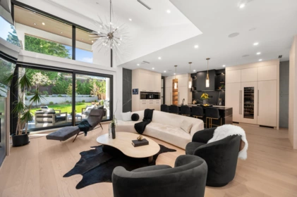 Living Room Photo of 1255 Kent Street, White Rock, BC
