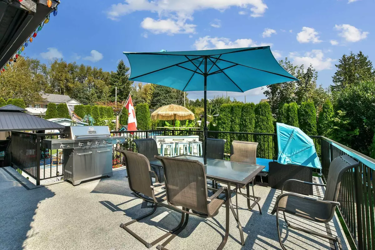 Garden / Landscaping Photo of 7822 Cedar Street, Mission, BC