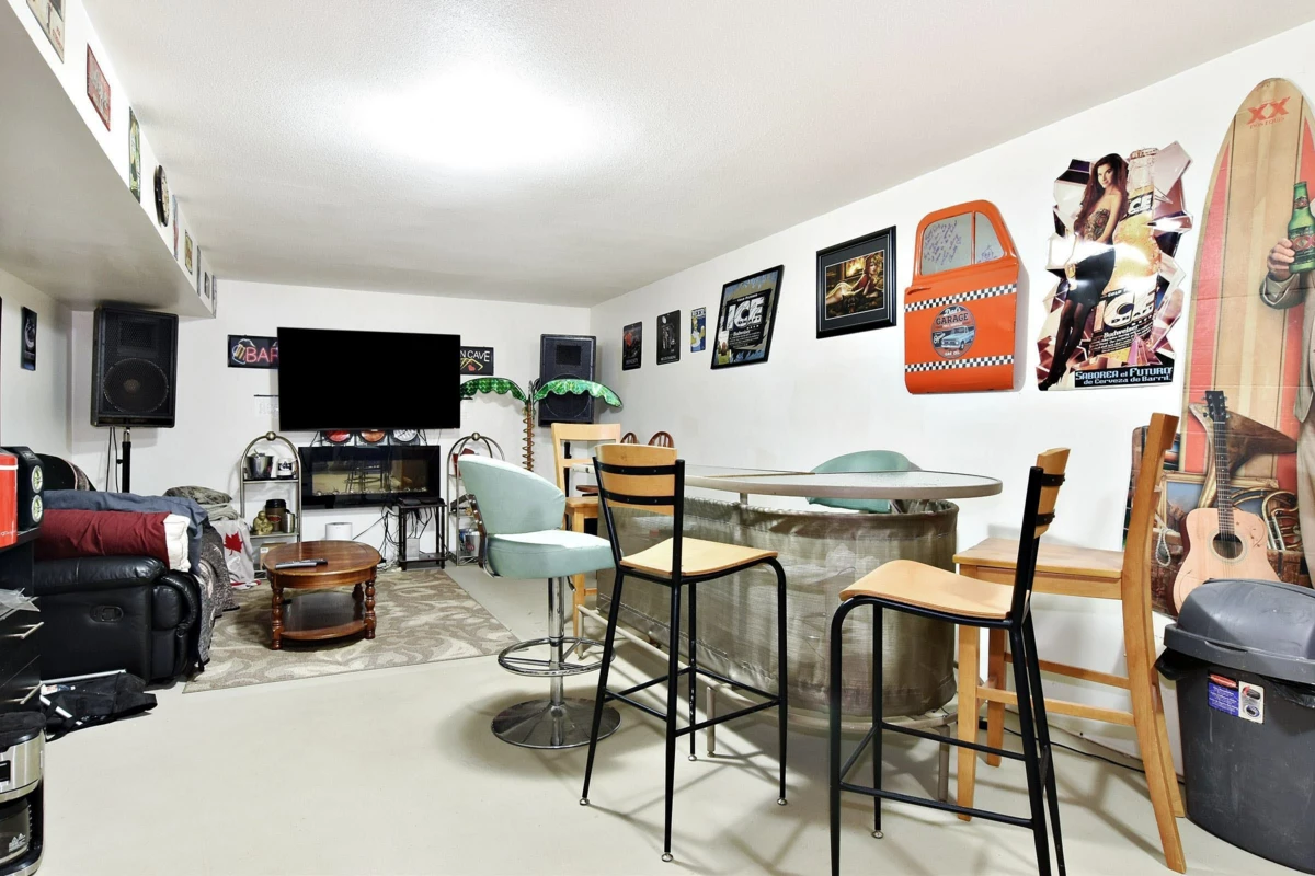 Laundry Room Photo of 7822 Cedar Street, Mission, BC