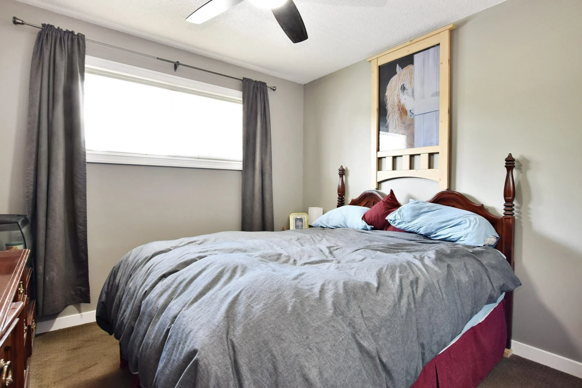 Powder Room Photo of 7822 Cedar Street, Mission, BC