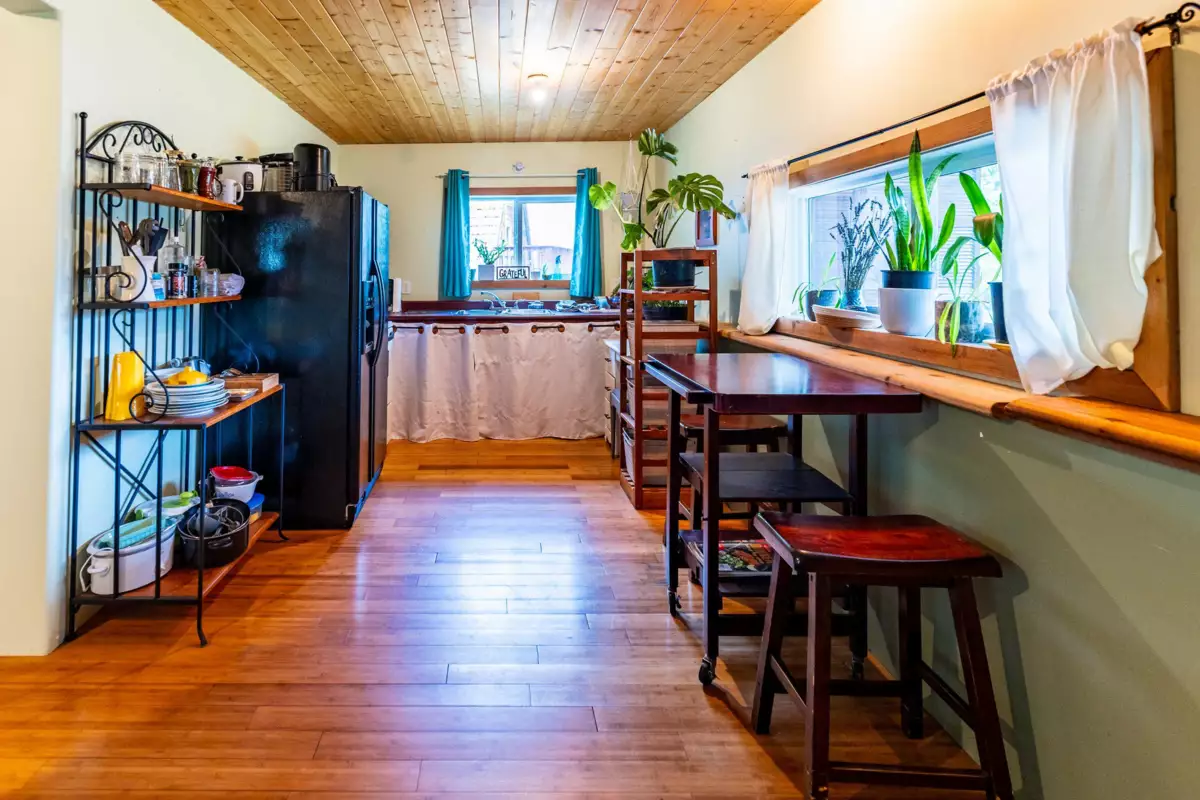 Basement Recreation Room Photo of 10052 Malaspina Road, No City Value, BC