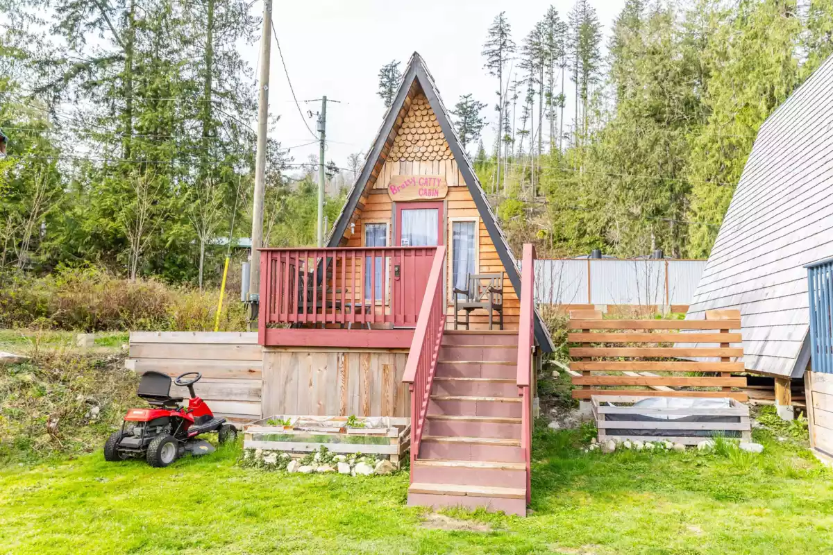 Swimming Pool Photo of 10052 Malaspina Road, No City Value, BC
