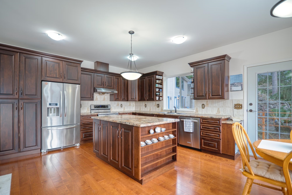 Breakfast Nook Photo of 5338 Daniel Road, Garden Bay, BC